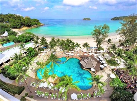 Leading Phuket Beach Hotel .